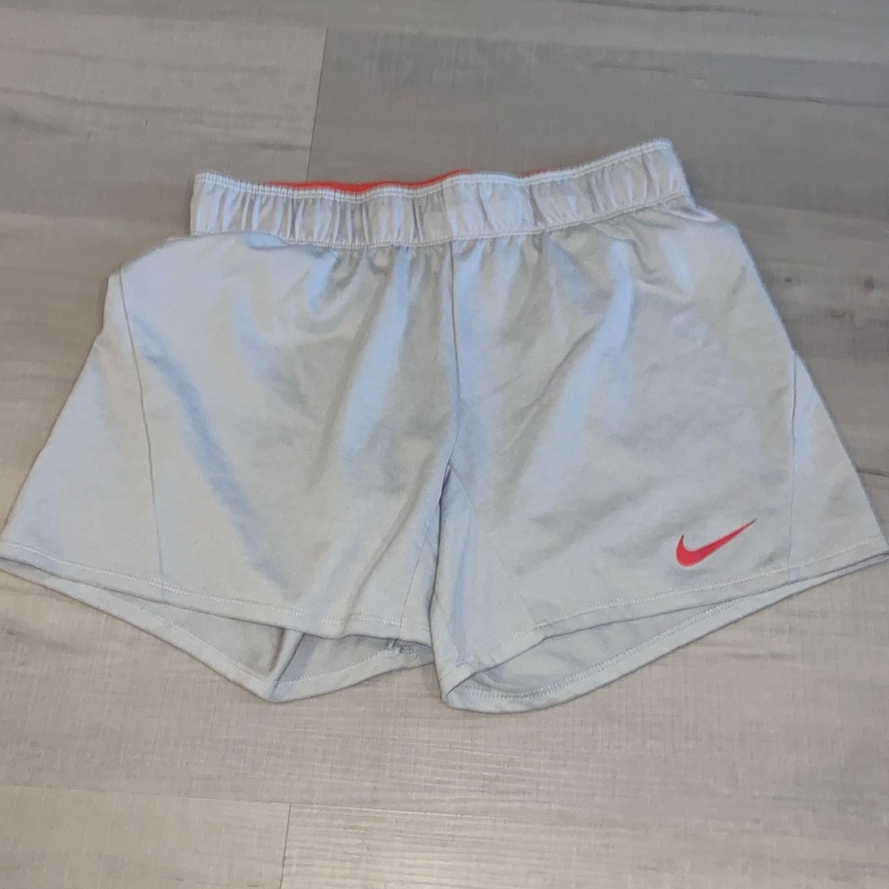 Nike short